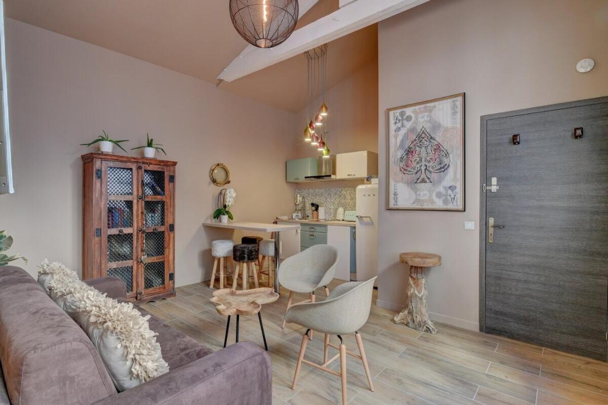 Appartement Loft Design, Forville, Centre De Cannes