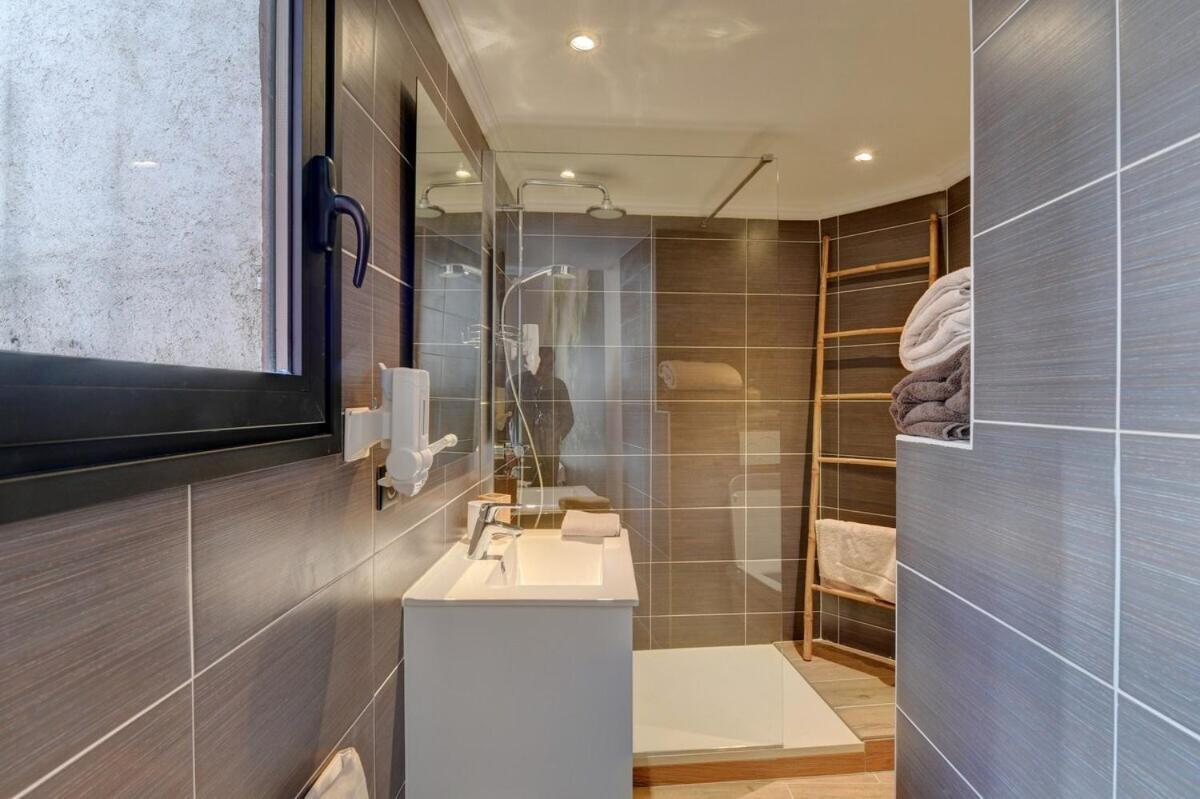 Loft Design, Forville, Centre De * Cannes